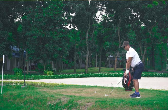 Golf Club in Manikganj