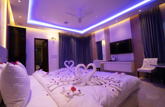 Honeymoon Villa Superior Suite overview