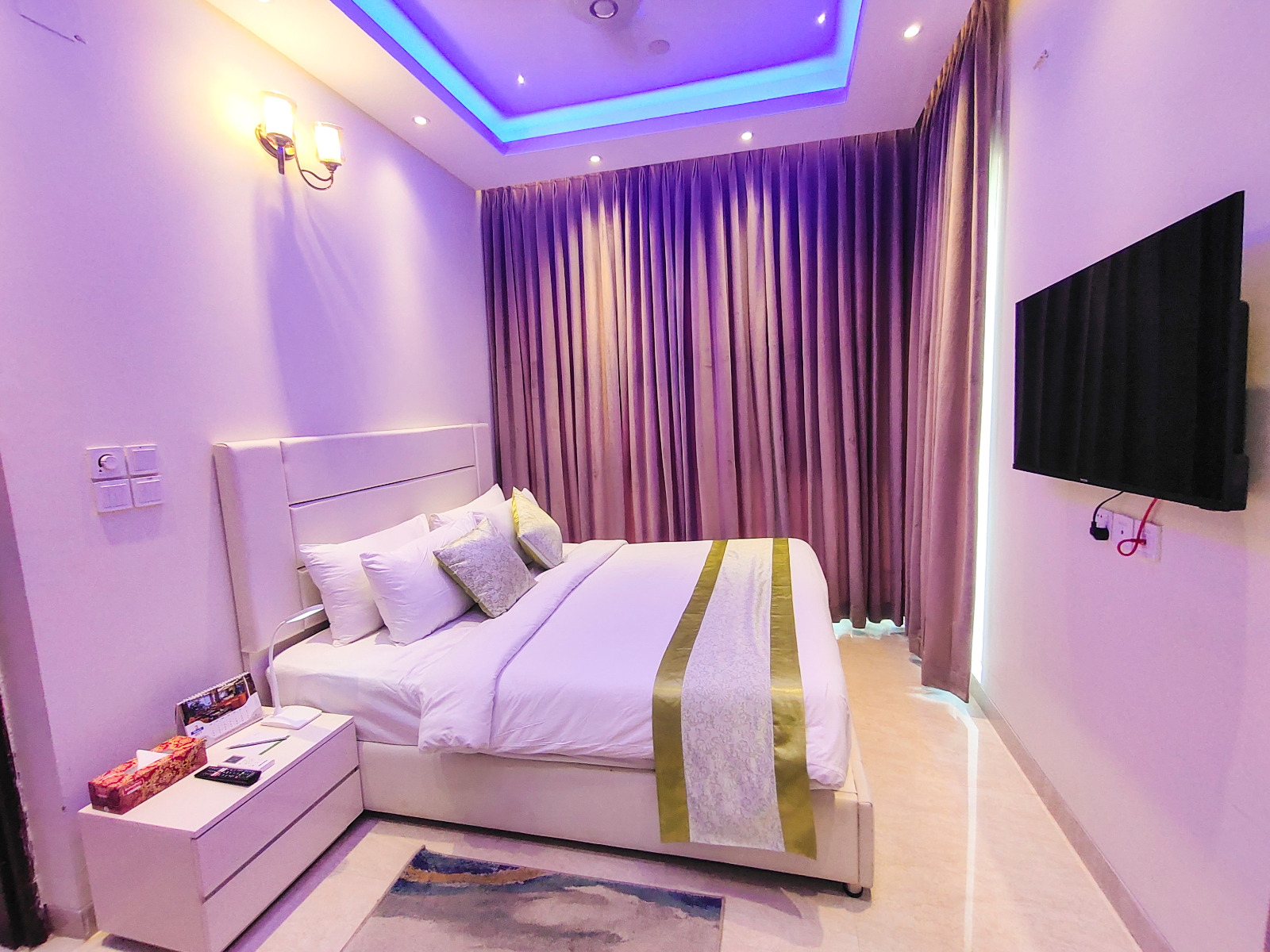 Premium Suite