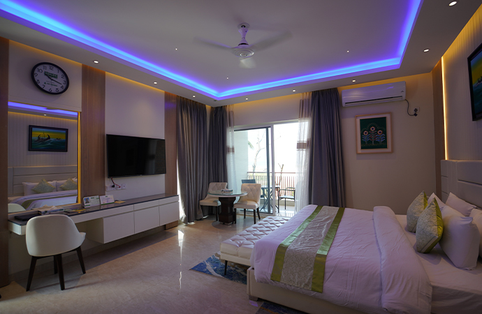 Relax in Luxury room in Dera resort & Spa